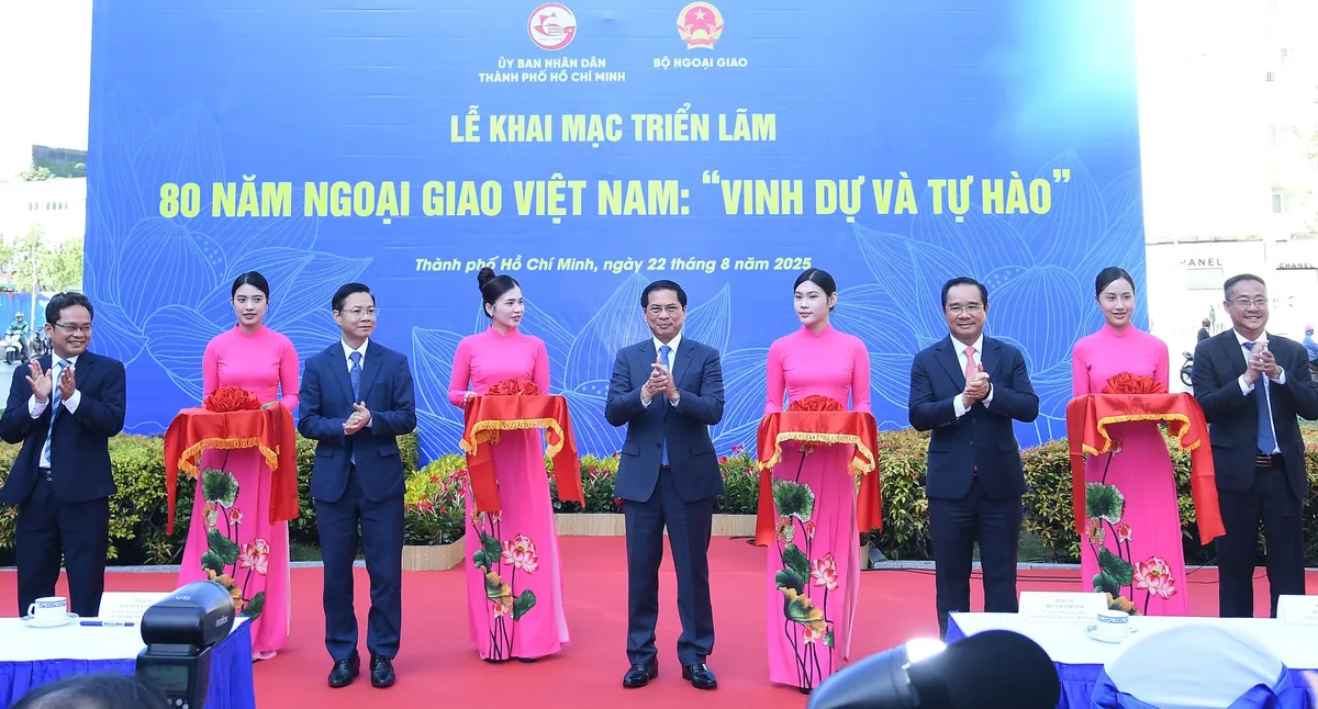 Dấu ấn 50 năm công tác đối ngoại TP Hồ Chí Minh - Ảnh 3.