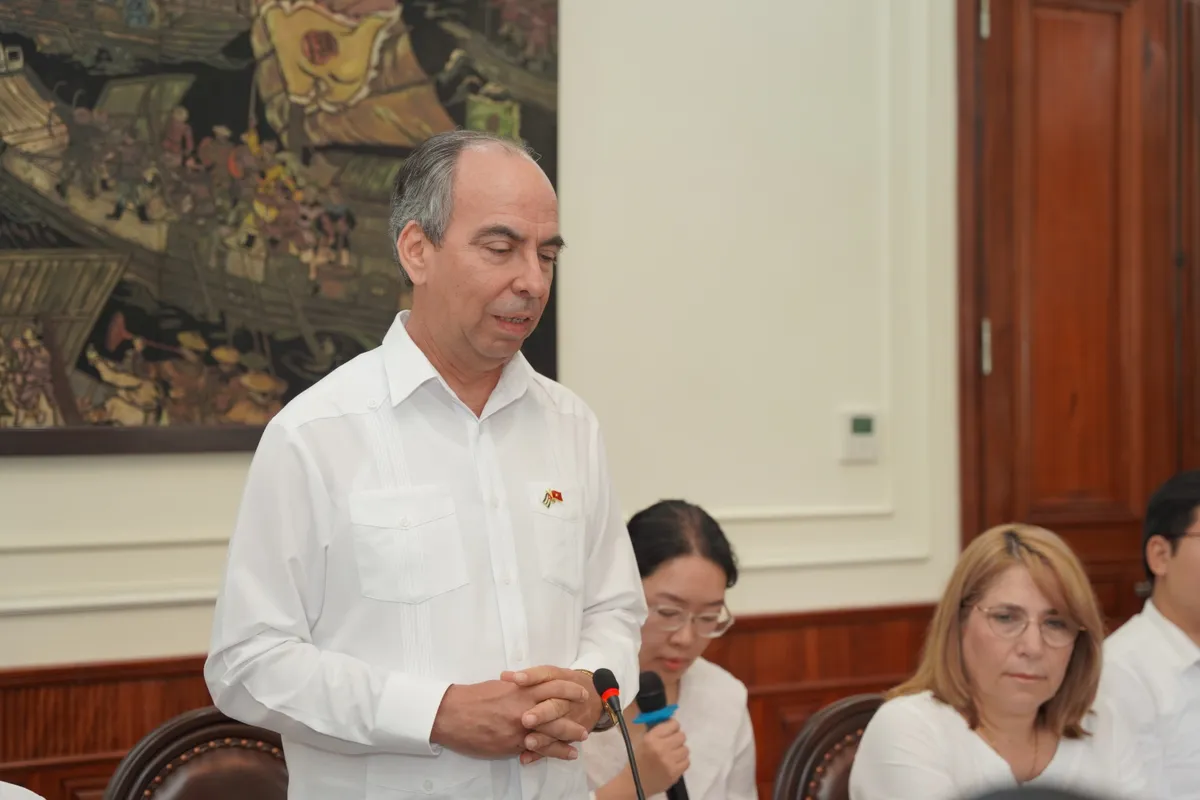 Sáng tác ca khúc “Việt Nam- Cuba: Vang mãi bài ca Hữu nghị”- Ảnh 2.