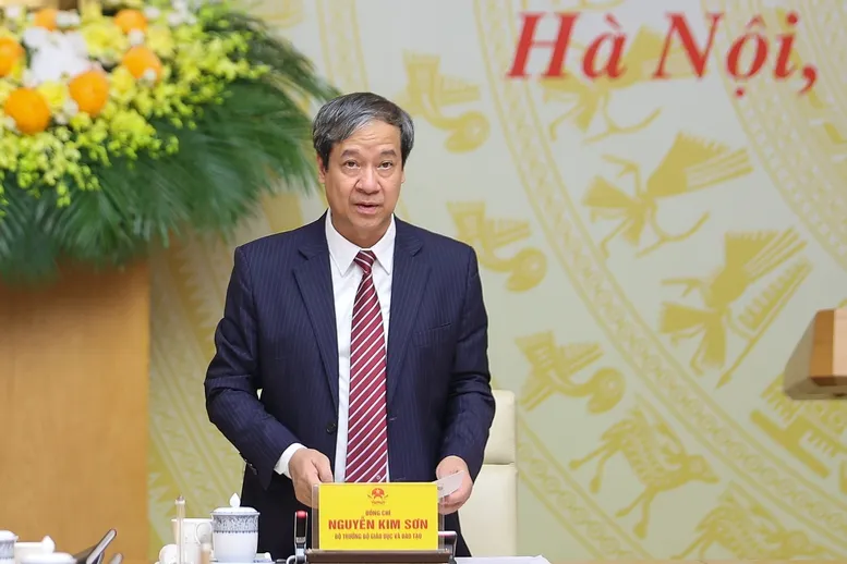 Thủ tướng chủ trì Hội nghị tổng kết năm học 2024-2025, triển khai nhiệm vụ năm học 2025-2026 - Ảnh 2.