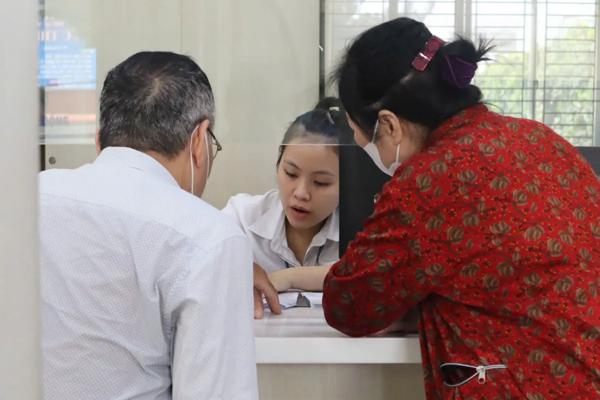 TP Hồ Chí Minh phấn đấu đạt 100% thủ tục hành chính phi địa giới vào tháng 10 - Ảnh 2.