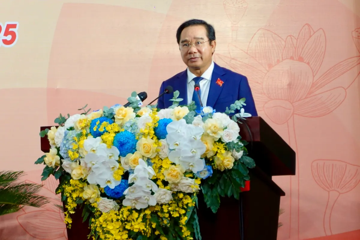 Đại hội Đảng bộ UBND TPHồ Chí Minh lần thứ I: Hướng tới đô thị văn minh, hiện đại - Ảnh 6.