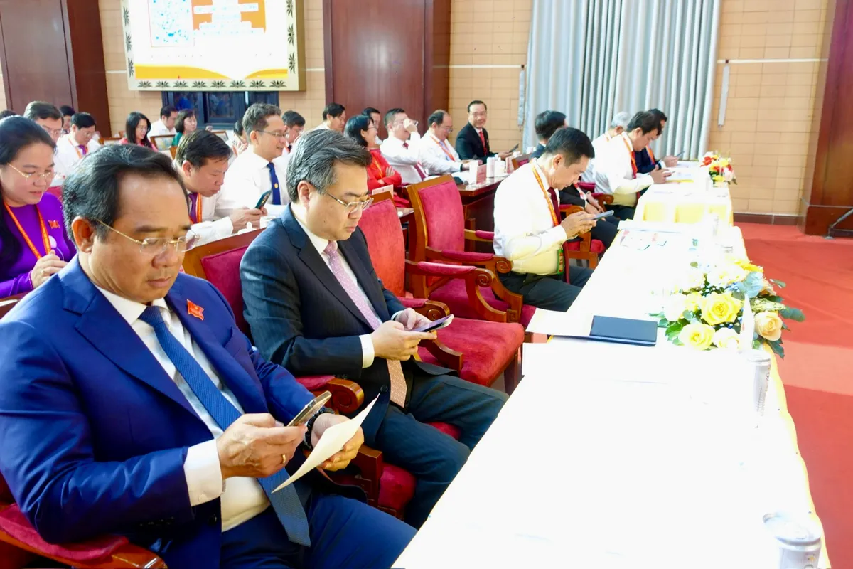 Đại hội Đảng bộ UBND TPHồ Chí Minh lần thứ I: Hướng tới đô thị văn minh, hiện đại - Ảnh 2.