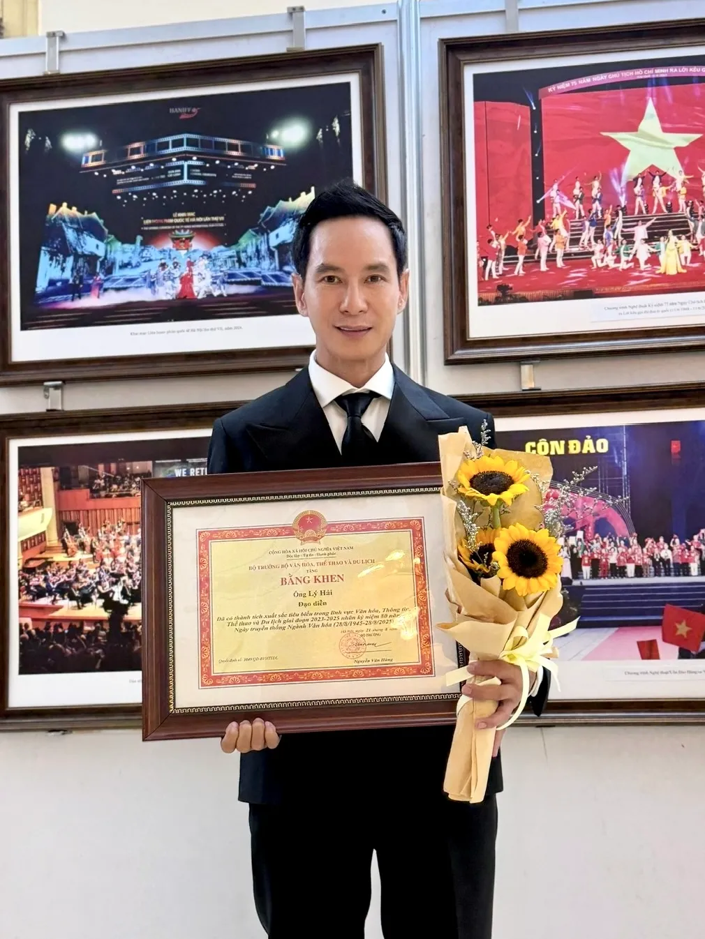 많은 예술가들이 문화계 전통의 날 80주년 기념 행사에서 공로증을 받았습니다 - 사진 3.