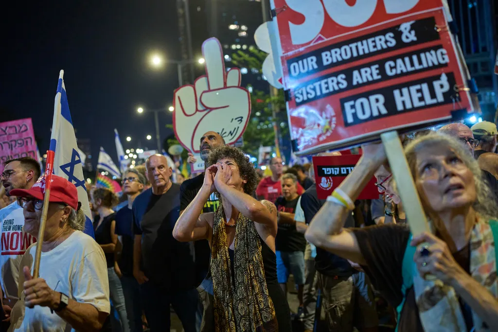 Biểu tình ngày càng quyết liệt tại Israel yêu cầu chấm dứt chiến tranh- Ảnh 1. Biểu tình ngày càng quyết liệt tại Israel yêu cầu chấm dứt chiến tranh- Ảnh 1.