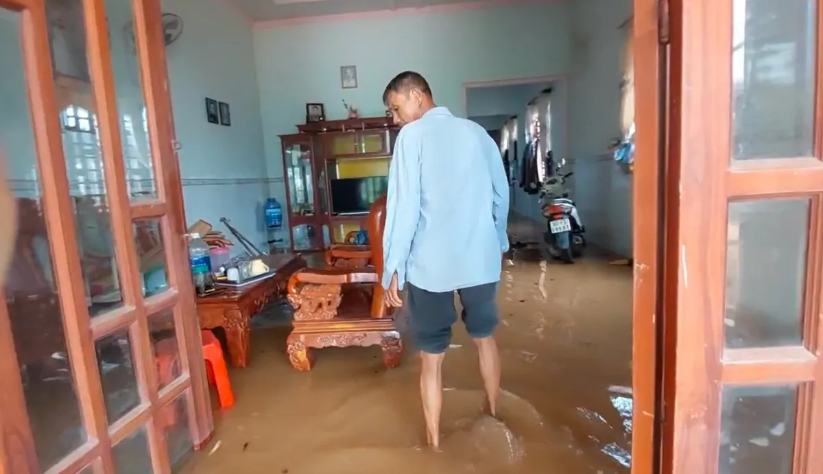 Đồng Nai: Hỗ trợ người dân bị ngập nước do mưa lớn ổn định cuộc sống- Ảnh 6. Đồng Nai: Hỗ trợ người dân bị ngập nước do mưa lớn ổn định cuộc sống- Ảnh 6.