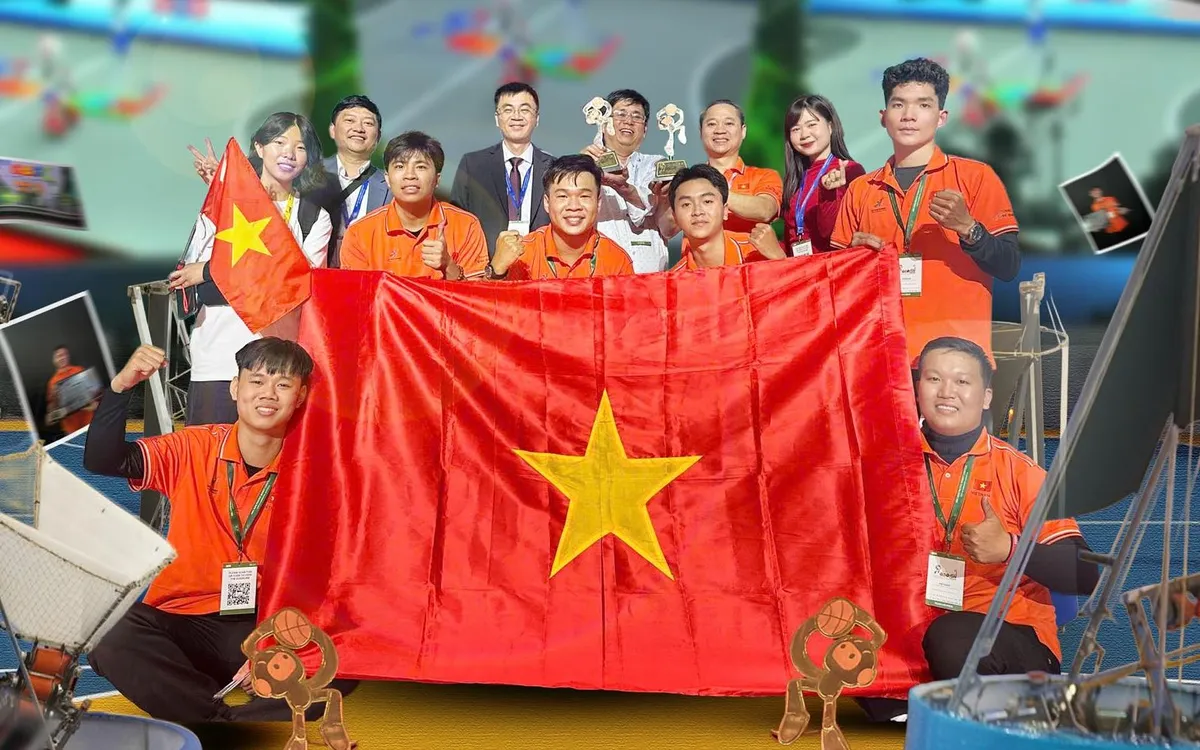 Đội tuyển Việt Nam giành giải Ba và giải ABU. (Ảnh: fanpage Đại học Lạc Hồng) Đội tuyển Việt Nam giành giải Ba và giải ABU. (Ảnh: fanpage Đại học Lạc Hồng)