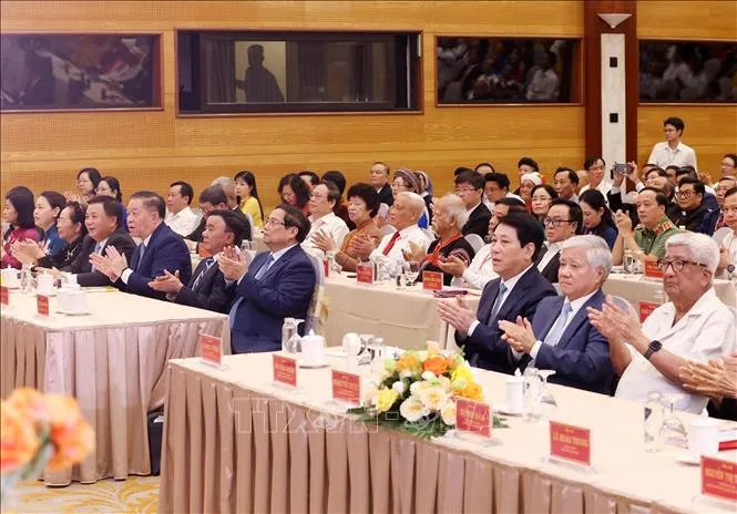 Chủ tịch nước: Mỗi thắng lợi của dân tộc đều bắt nguồn từ sức mạnh đại đoàn kết - Ảnh 1.