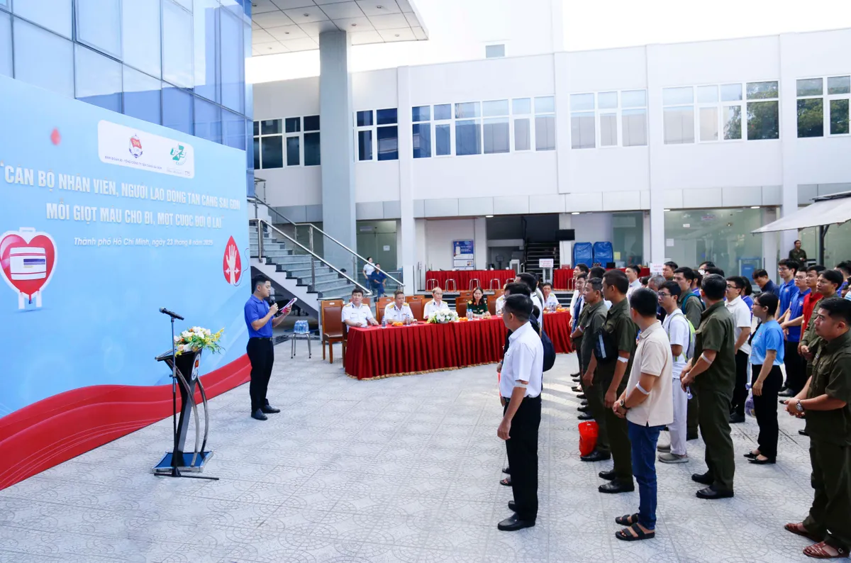 Nối vòng tay tình nguyện - hiến giọt máu yêu thương - Ảnh 1.