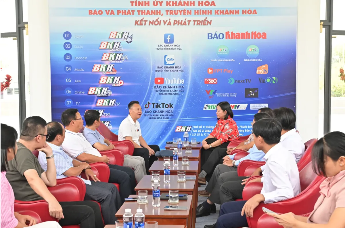 VTV8 hợp t&aacute;c với B&aacute;o v&agrave; Ph&aacute;t thanh, Truyền h&igrave;nh Kh&aacute;nh H&ograve;a- Ảnh 1.