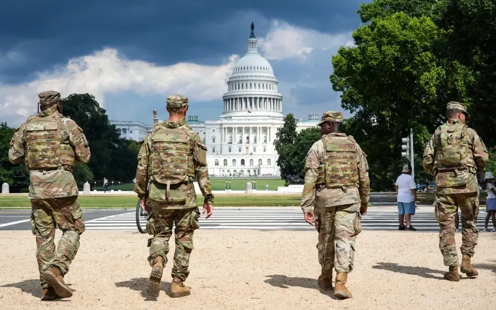 Tổng thống Donald Trump đã triển khai Vệ binh Quốc gia tới Washington, D.C. trong tháng 8/2025 (Ảnh: AP) Tổng thống Donald Trump đã triển khai Vệ binh Quốc gia tới Washington, D.C. trong tháng 8/2025 (Ảnh: AP)
