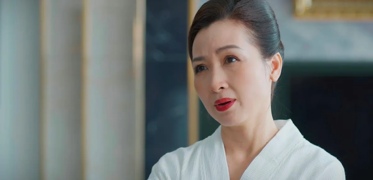 Gi&oacute; ngang khoảng trời xanh - Tập 7: Tức nước vỡ bờ, Mỹ Anh đ&aacute;p trả qu&yacute; b&agrave; 'sống tr&ecirc;n tiền' - Ảnh 5.