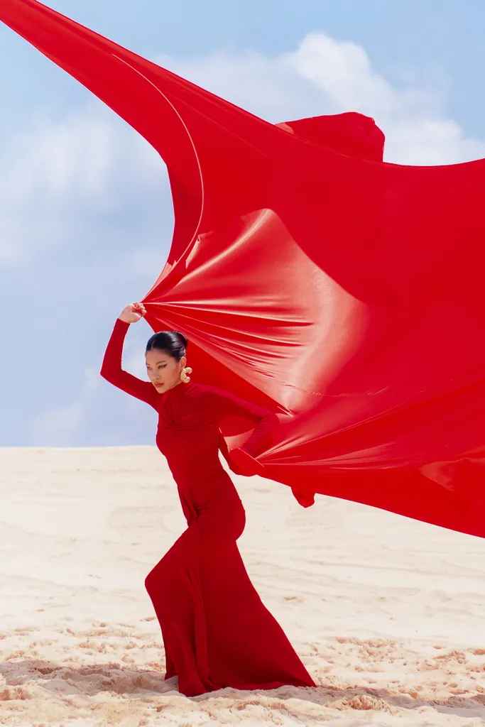 Vietnam's Next Top Model - Tập 4: Lộ diện "ngựa ô" của mùa giải - Ảnh 2.