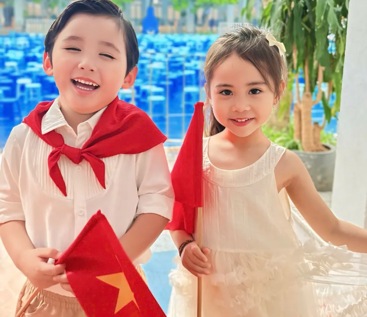 Học sinh H&agrave; Nội tham gia diễu h&agrave;nh ch&agrave;o mừng Quốc kh&aacute;nh 2/9 - Ảnh 5.