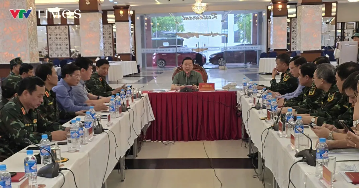 Phó Thủ tướng Trần Hồng Hà: Thực hiện nghiêm quan điểm không chủ quan, lơ là với bão số 5 - Ảnh 6.