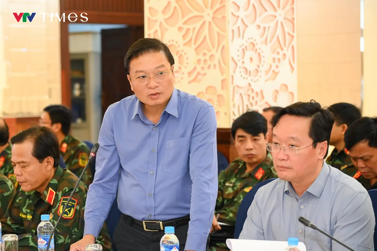 Phó Thủ tướng Trần Hồng Hà: Thực hiện nghiêm quan điểm không chủ quan, lơ là với bão số 5 - Ảnh 3.