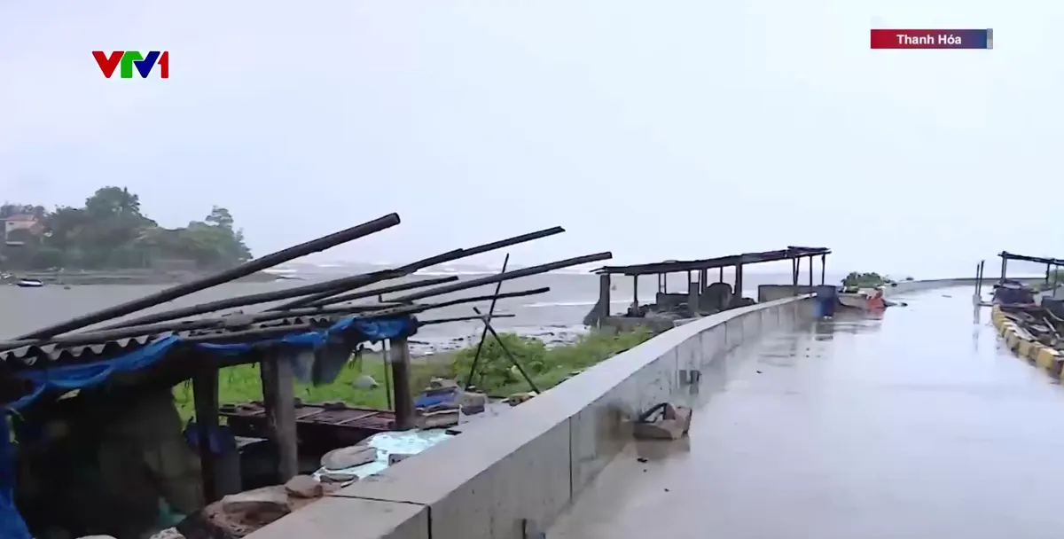 Thanh Hóa di dời người dân ven biển - Ảnh 3.