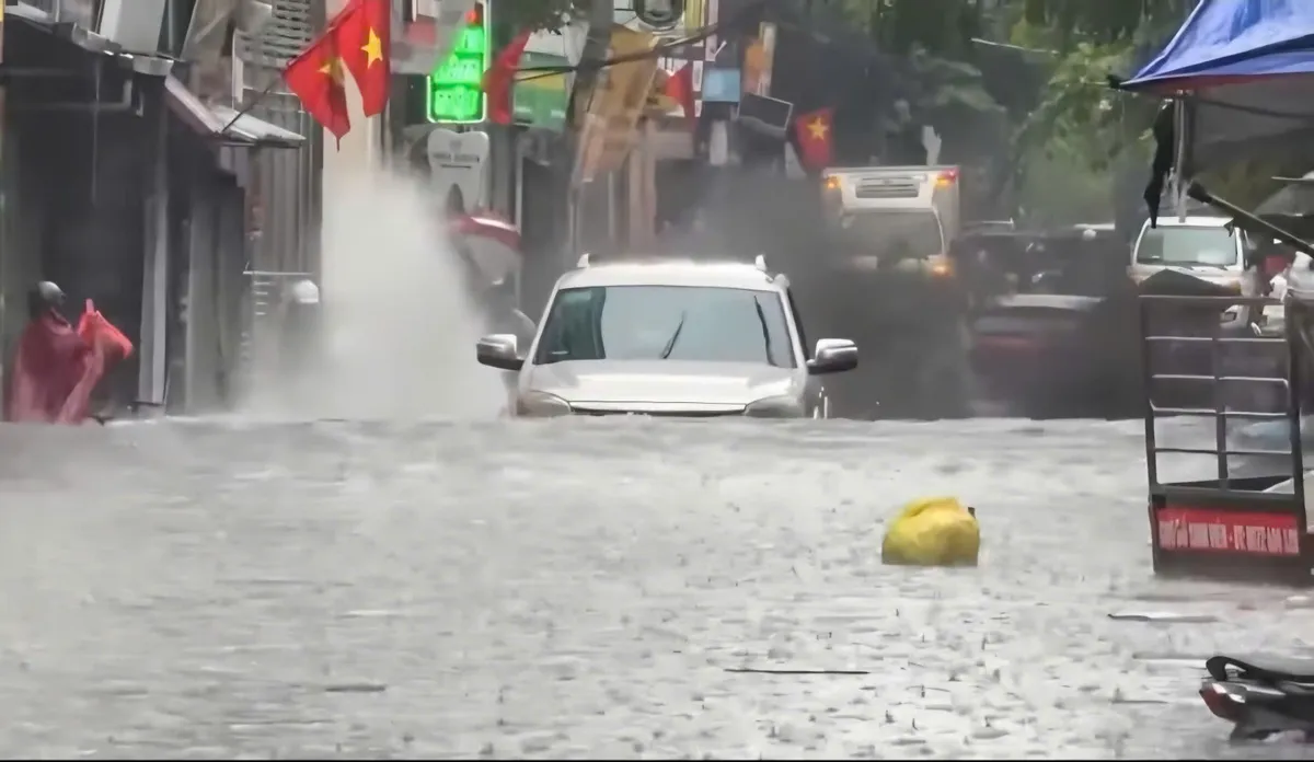 Nguyên nhân nào khiến Hà Nội cứ mưa là… ngập? - Ảnh 8.