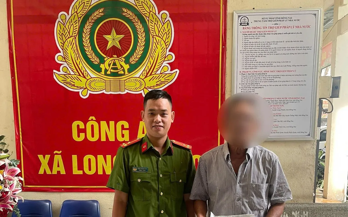 Công an xã Long Phước đã kịp thời động viên, nhanh chóng xác minh, kịp thời xử lý vụ việc Công an xã Long Phước đã kịp thời động viên, nhanh chóng xác minh, kịp thời xử lý vụ việc