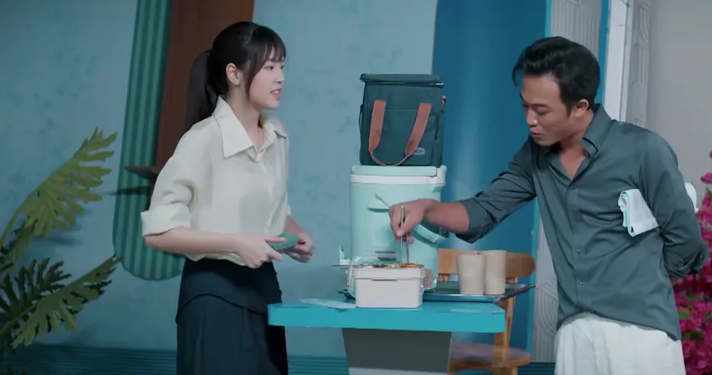 Gi&oacute; ngang khoảng trời xanh - Tập 8: 'Tr&agrave; xanh' mang cơm tự nấu tới c&ocirc;ng ty cho gi&aacute;m đốc- Ảnh 1.