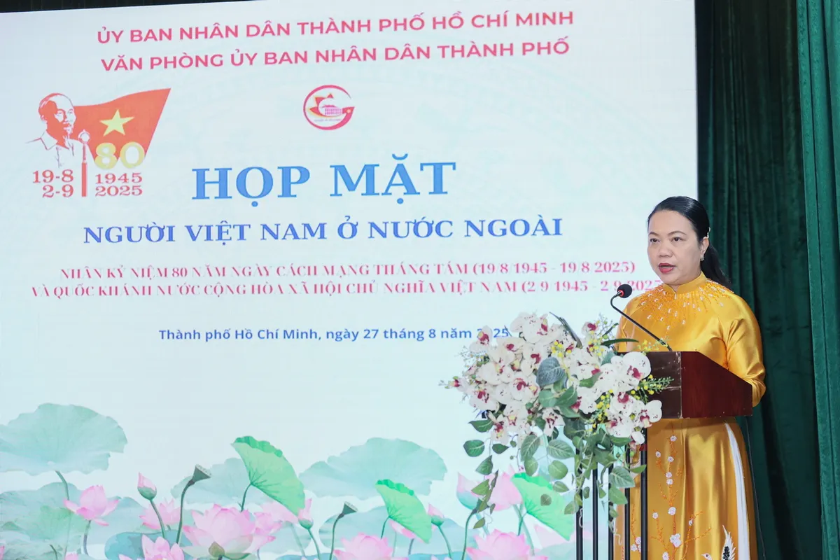 TP Hồ Chí Minh gặp gỡ người Việt Nam ở nước ngoài nhân dịp Quốc khánh 2/9 - Ảnh 2.