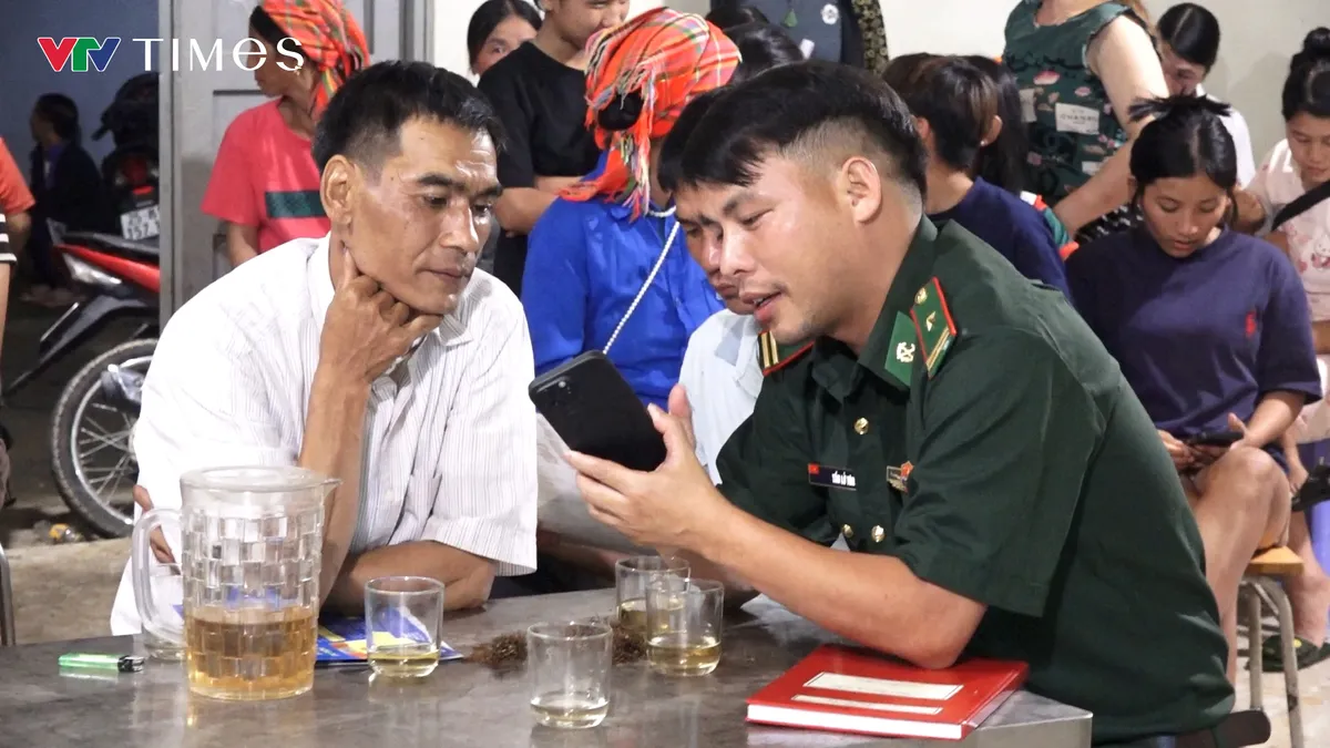 Đưa công nghệ số đến từng bản làng biên giới - Ảnh 3.