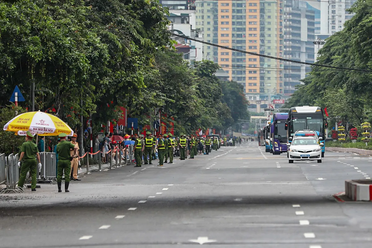 Hà Nội đang thắt chặt an ninh cho buổi sơ duyệt A80 - Ảnh 13.