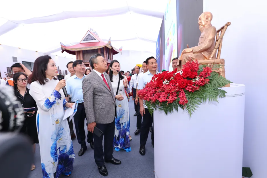 Không gian "Truyền thống và Sáng tạo Hà Nội 2025": Tôn vinh giá trị văn hóa, khẳng định tầm nhìn phát triển bền vững - Ảnh 3.