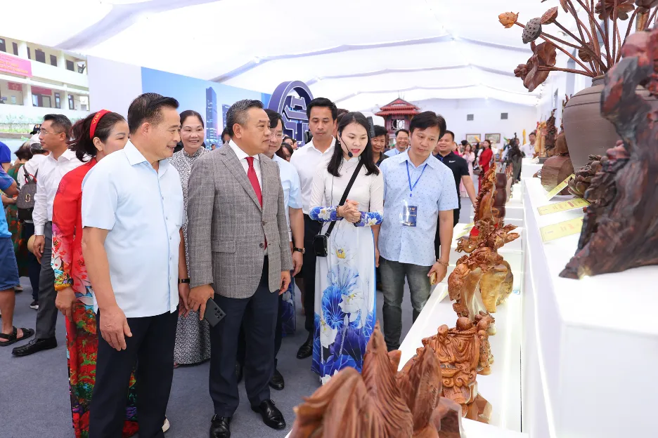 Không gian "Truyền thống và Sáng tạo Hà Nội 2025": Tôn vinh giá trị văn hóa, khẳng định tầm nhìn phát triển bền vững - Ảnh 4.