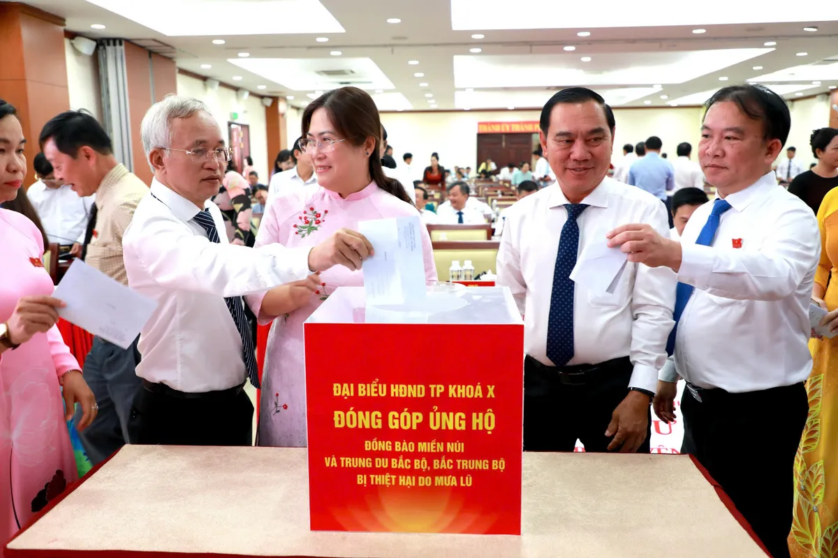 Kỳ họp thứ Ba Hội đồng nhân dân TP Hồ Chí Minh: Tháo gỡ “điểm nghẽn” tạo nền tảng bứt phá - Ảnh 5.