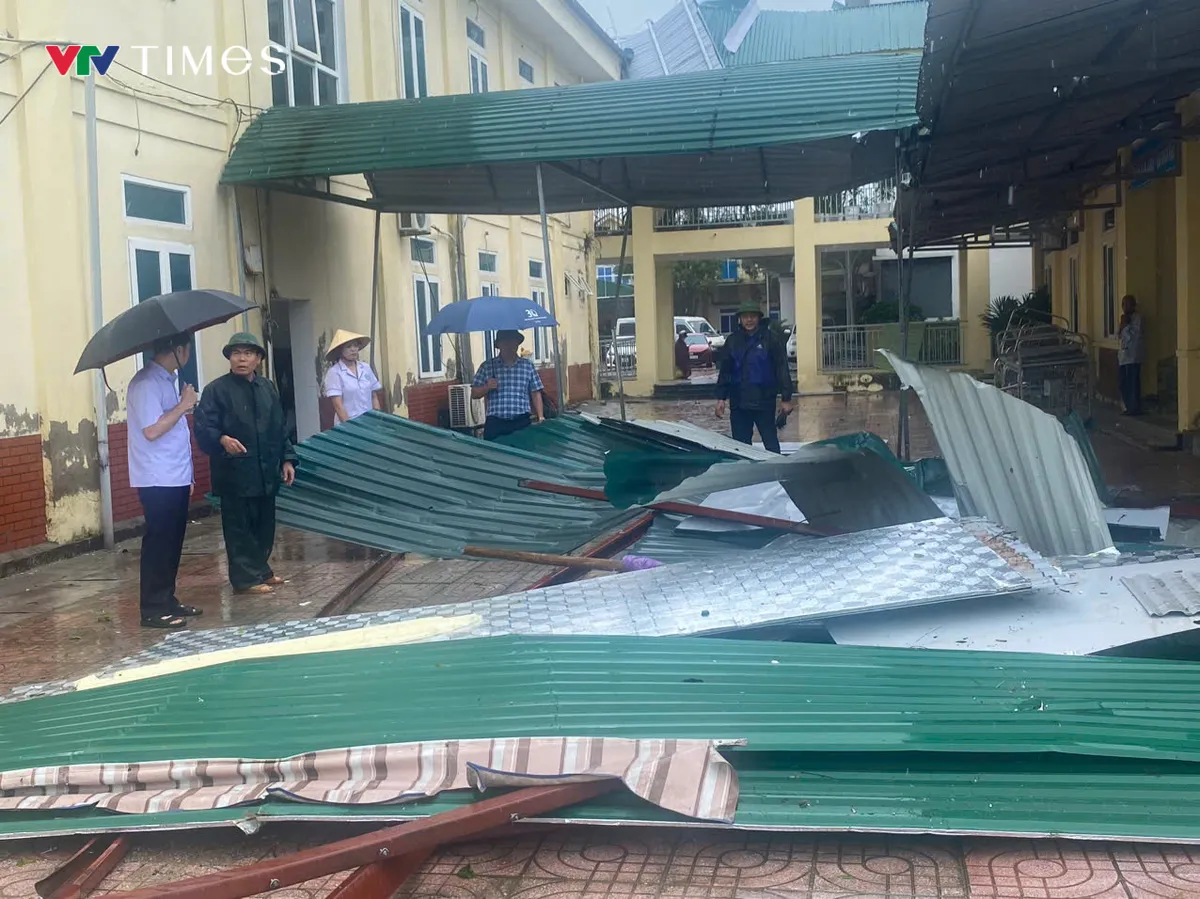 Nghệ An: Các cơ sở y tế ổn định hoạt động sau bão số 5 - Ảnh 2.