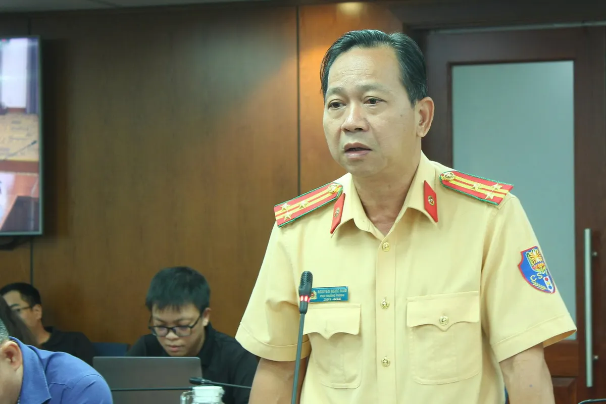 TP Hồ Chí Minh: Thi xong sát hạch, 125.000 thí sinh vẫn chưa được cấp giấy phép lái xe - Ảnh 1.