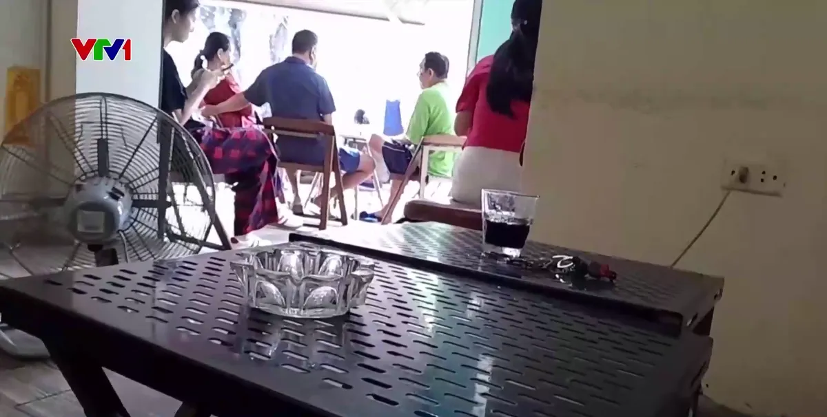 Trục lợi từ lễ diễu binh, diễu hành - Ảnh 1.