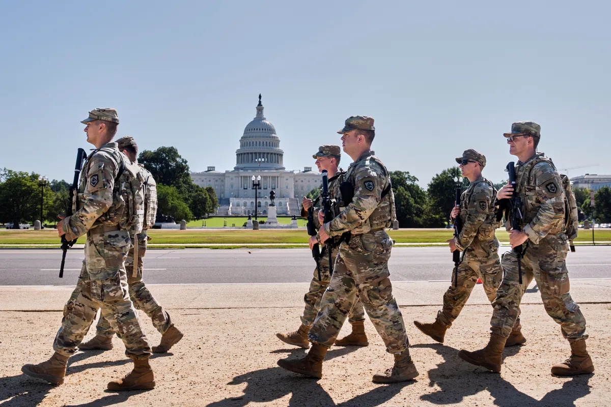Tổng thống Trump muốn áp dụng án tử hình với tội phạm giết người ở Washington - Ảnh 1.