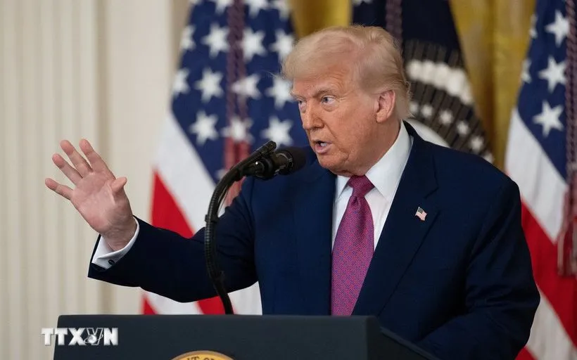 Tổng thống Mỹ Donald Trump phát biểu tại Nhà Trắng, Washington, D.C. (Ảnh: THX/TTXVN) Tổng thống Mỹ Donald Trump phát biểu tại Nhà Trắng, Washington, D.C. (Ảnh: THX/TTXVN)