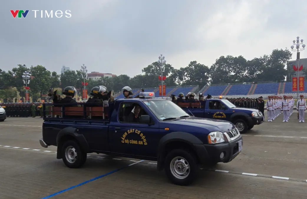 Bộ Công an xuất quân đảm bảo an ninh, trật tự Lễ kỷ niệm, diễu binh, diễu hành A80- Ảnh 15. Bộ Công an xuất quân đảm bảo an ninh, trật tự Lễ kỷ niệm, diễu binh, diễu hành A80- Ảnh 15.
