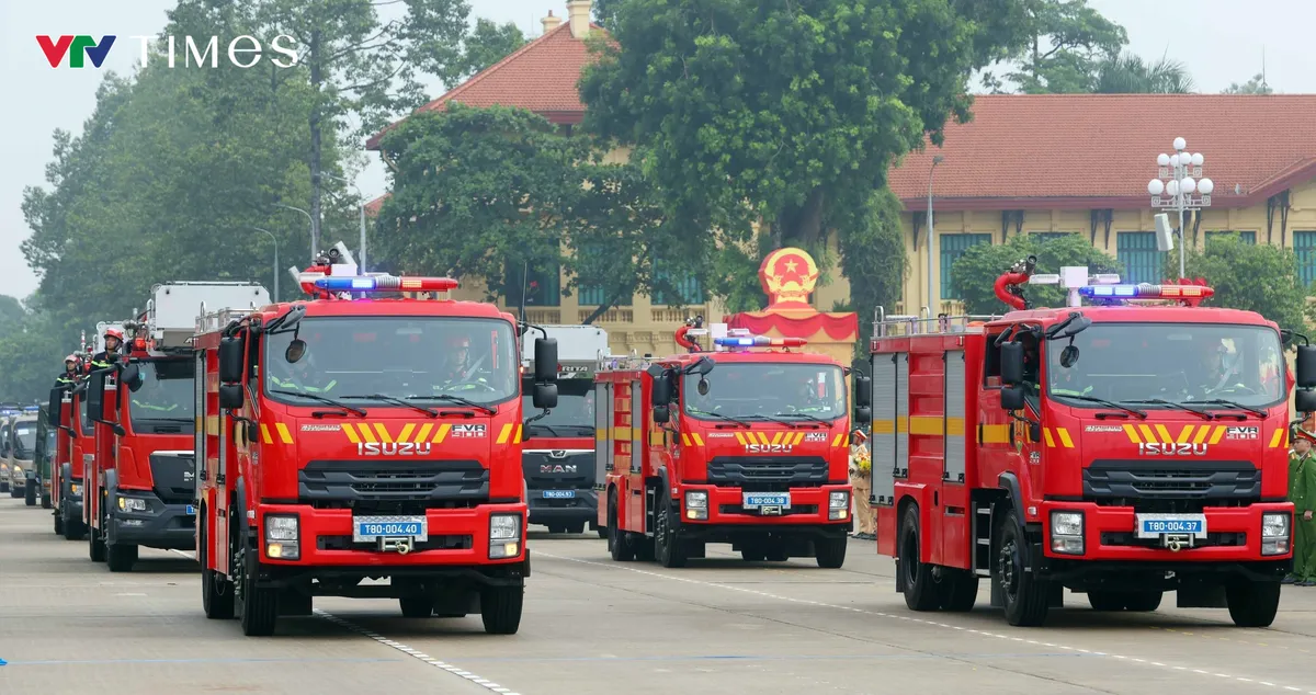 Bộ Công an xuất quân đảm bảo an ninh, trật tự Lễ kỷ niệm, diễu binh, diễu hành A80- Ảnh 14. Bộ Công an xuất quân đảm bảo an ninh, trật tự Lễ kỷ niệm, diễu binh, diễu hành A80- Ảnh 14.