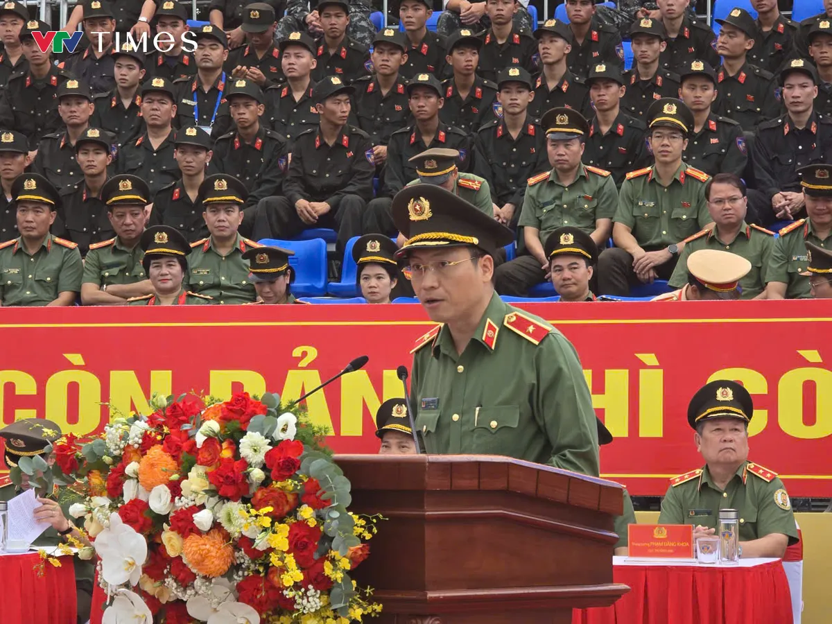 Bộ Công an xuất quân đảm bảo an ninh, trật tự Lễ kỷ niệm, diễu binh, diễu hành A80- Ảnh 1. Bộ Công an xuất quân đảm bảo an ninh, trật tự Lễ kỷ niệm, diễu binh, diễu hành A80- Ảnh 1.