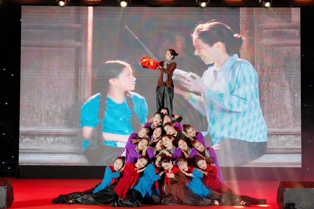 Vũ điệu thăng hoa trong đ&ecirc;m hội &ldquo;Gia L&acirc;m Moves&rdquo;- Ảnh 3.