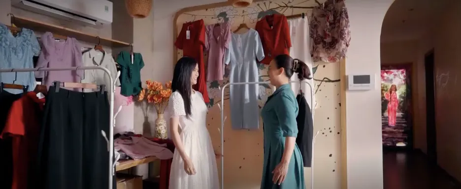 Cầu vồng ở ph&iacute;a ch&acirc;n trời - Tập 26: Tuấn c&ocirc;ng khai tỏ t&igrave;nh với Oanh nơi c&ocirc;ng cộng - Ảnh 7.