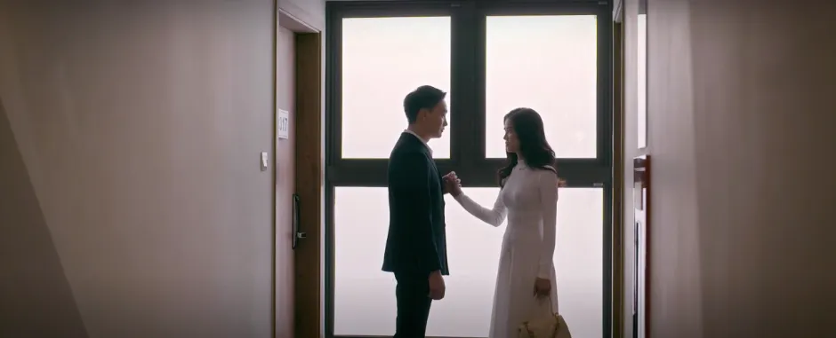 Cầu vồng ở ph&iacute;a ch&acirc;n trời - Tập 26: Tuấn c&ocirc;ng khai tỏ t&igrave;nh với Oanh nơi c&ocirc;ng cộng - Ảnh 22.