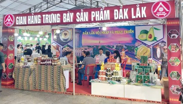 Đắk Lắk khai mạc Tuần lễ Văn hóa – Du lịch – Ẩm thực 2025, kết nối “biển xanh – đại ngàn” - Ảnh 1.