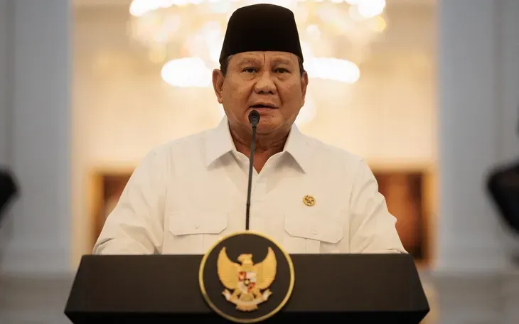 Tổng thống Prabowo phát biểu về làn sóng biểu tình toàn quốc trong cuộc họp báo tại Phủ Tổng thống ở Jakarta ngày 31/8 (Ảnh: AFP) Tổng thống Prabowo phát biểu về làn sóng biểu tình toàn quốc trong cuộc họp báo tại Phủ Tổng thống ở Jakarta ngày 31/8 (Ảnh: AFP)