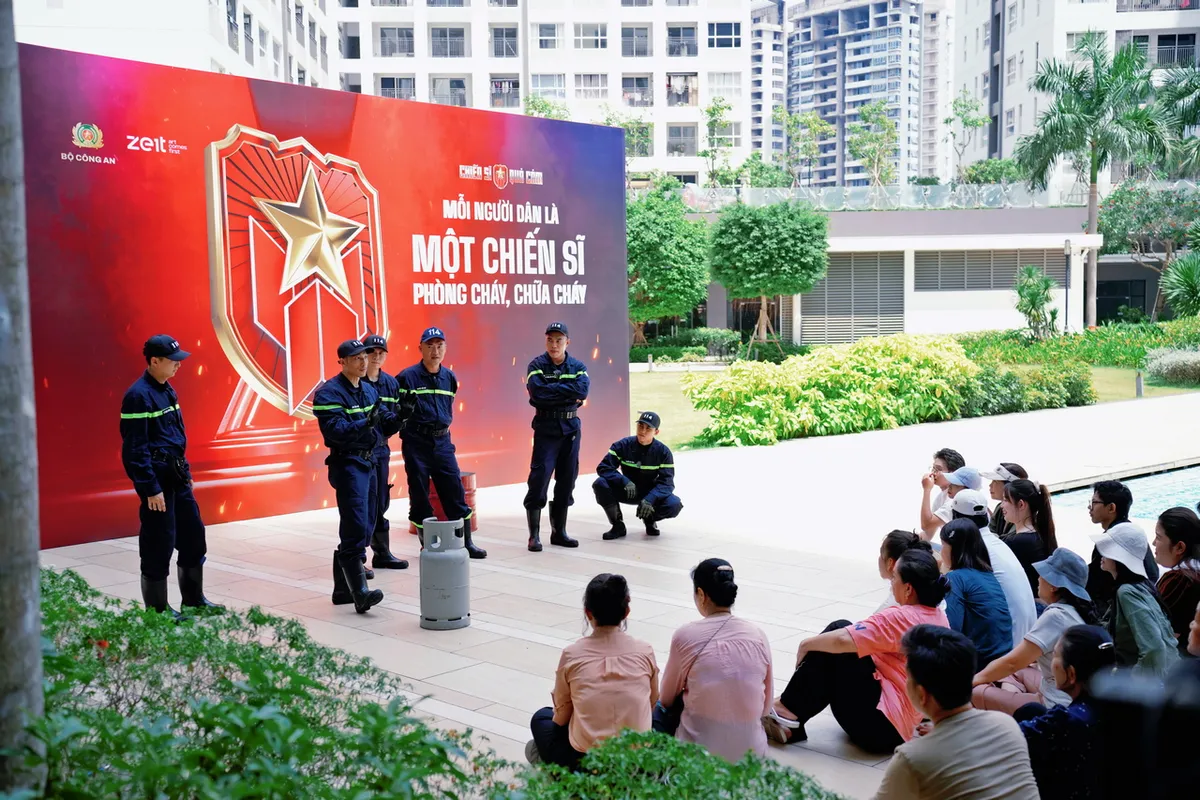 Chiến sĩ quả cảm - Tập 6: Kết thúc chặng hành trình nhập vai đầu tiên - Ảnh 2.