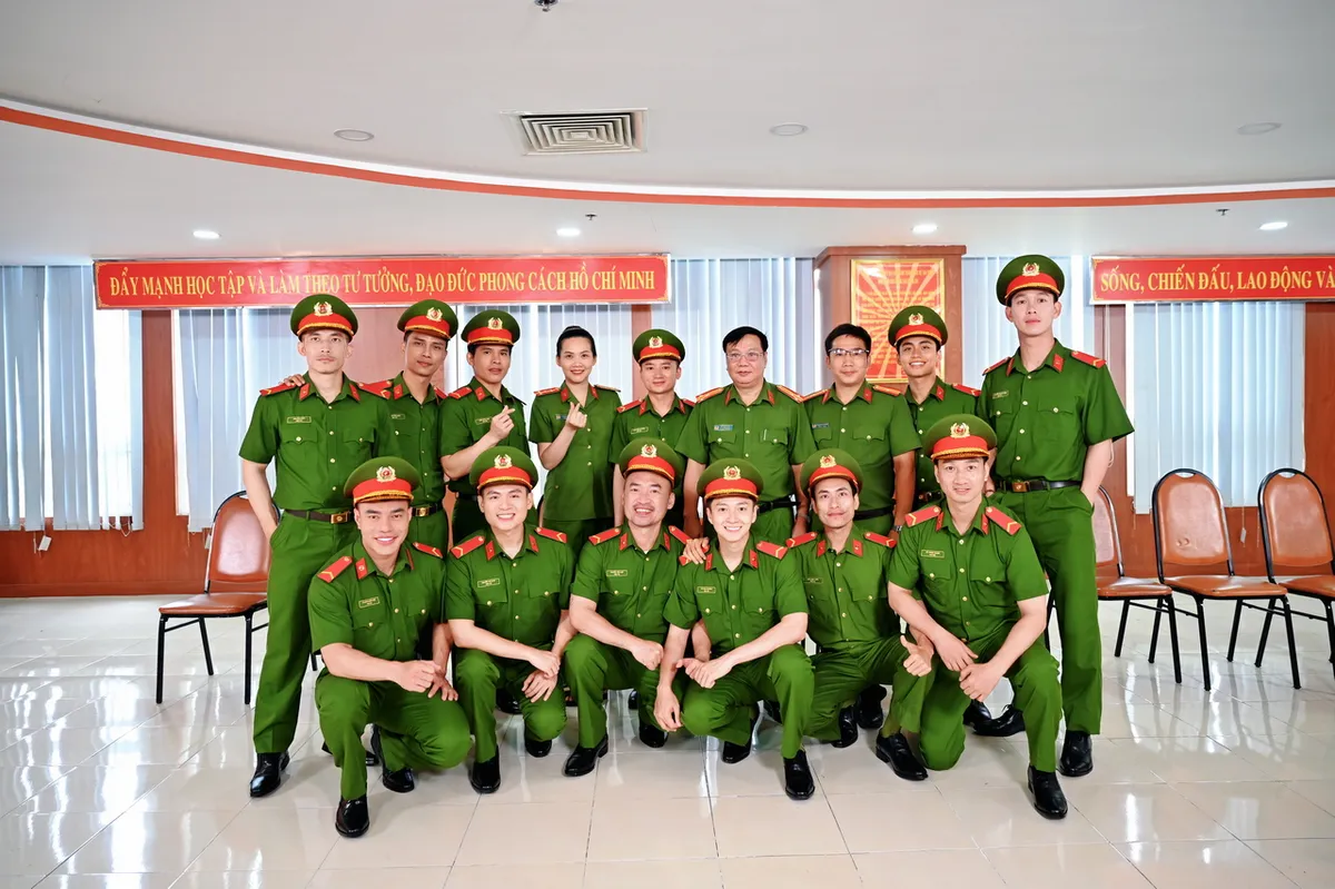 Chiến sĩ quả cảm - Tập 6: Kết thúc chặng hành trình nhập vai đầu tiên - Ảnh 6.
