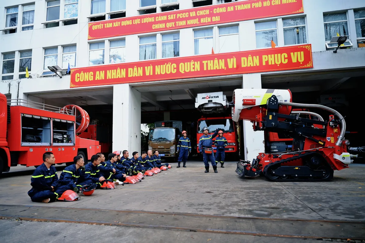 Chiến sĩ quả cảm - Tập 6: Kết thúc chặng hành trình nhập vai đầu tiên - Ảnh 1.