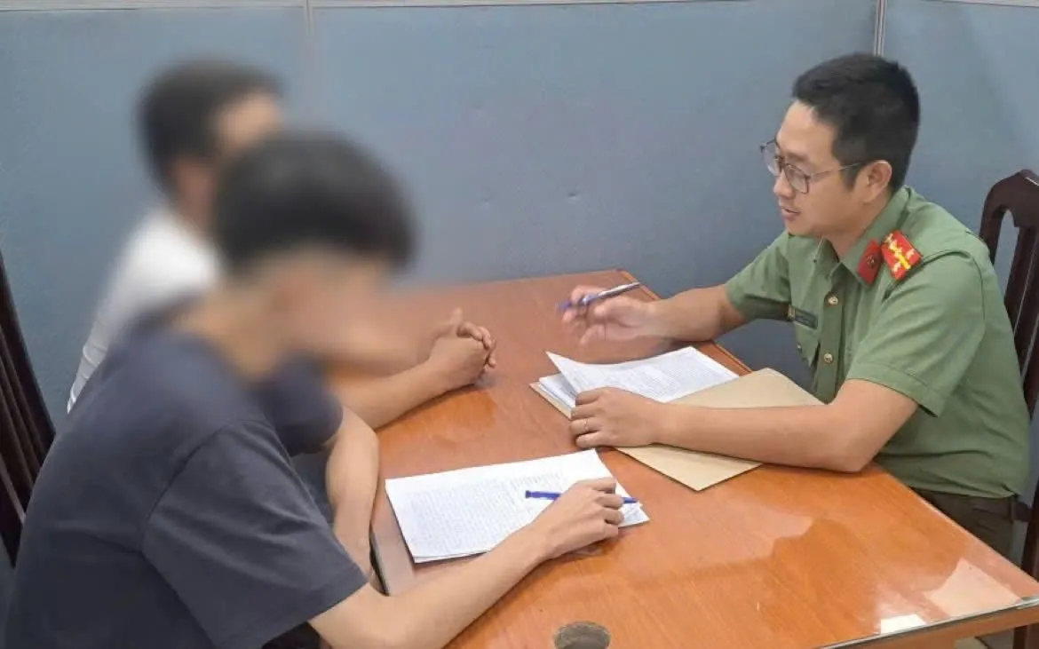 Cơ quan công an làm việc với đối tượng N.T.N  Cơ quan công an làm việc với đối tượng N.T.N