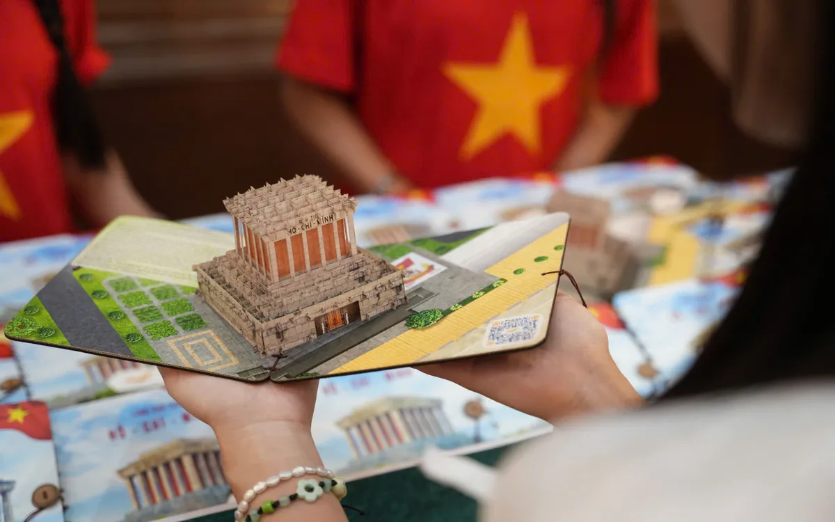 Cận cảnh Mô hình 3D Lăng Chủ tịch Hồ Chí Minh  Cận cảnh Mô hình 3D Lăng Chủ tịch Hồ Chí Minh