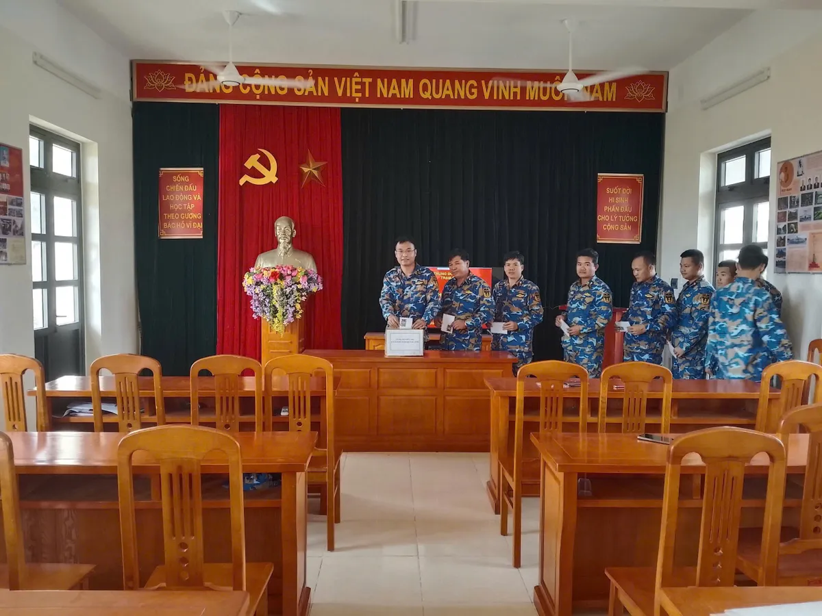Bộ Đội Ra Đa Hải Quân Đồng Lòng Ủng Hộ Nhân Dân Cuba - Ảnh 7.