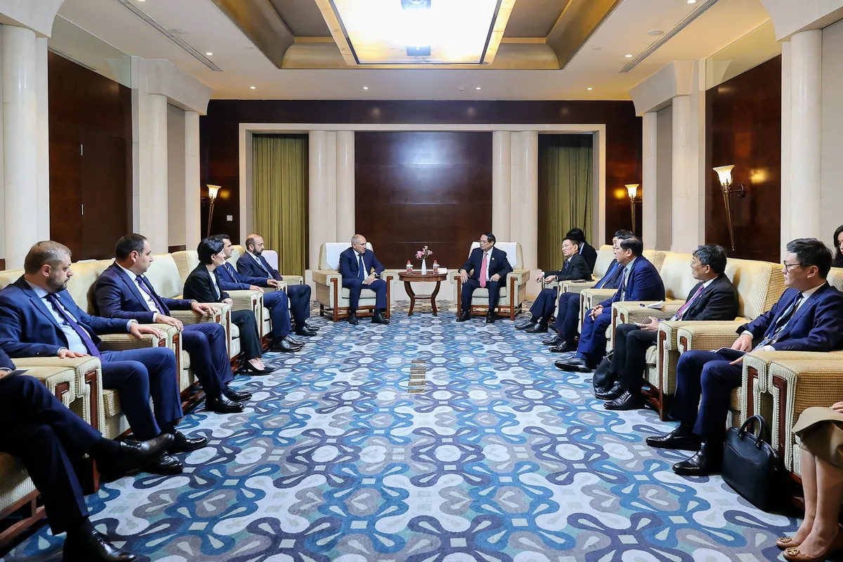Thủ tướng Phạm Minh Chính hội kiến Thủ tướng Armenia - Ảnh 2.