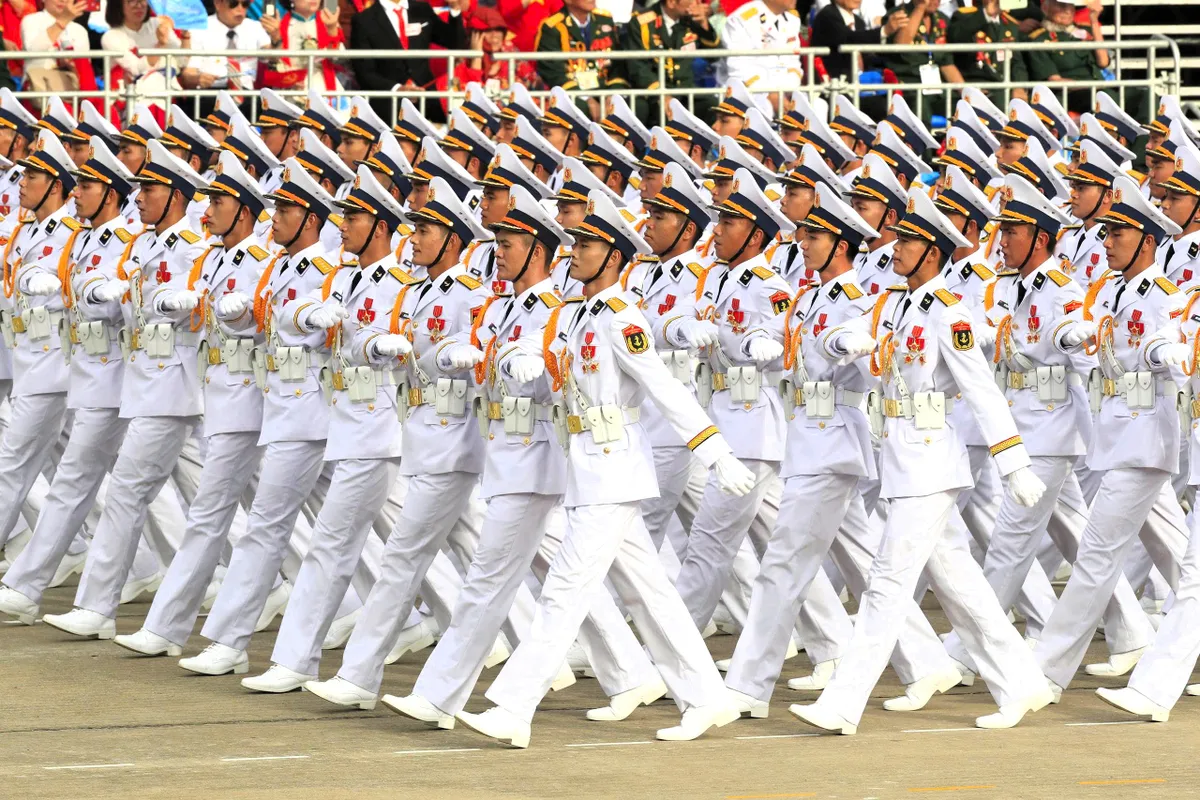 Lễ diễu binh, diễu hành khẳng định sức mạnh toàn dân, đoàn kết bảo vệ Tổ quốc - Ảnh 4.